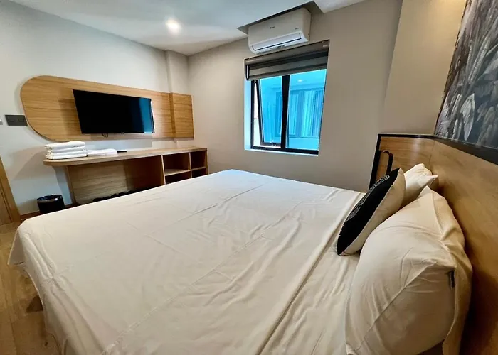 Milash Boutique 2* Ha Long